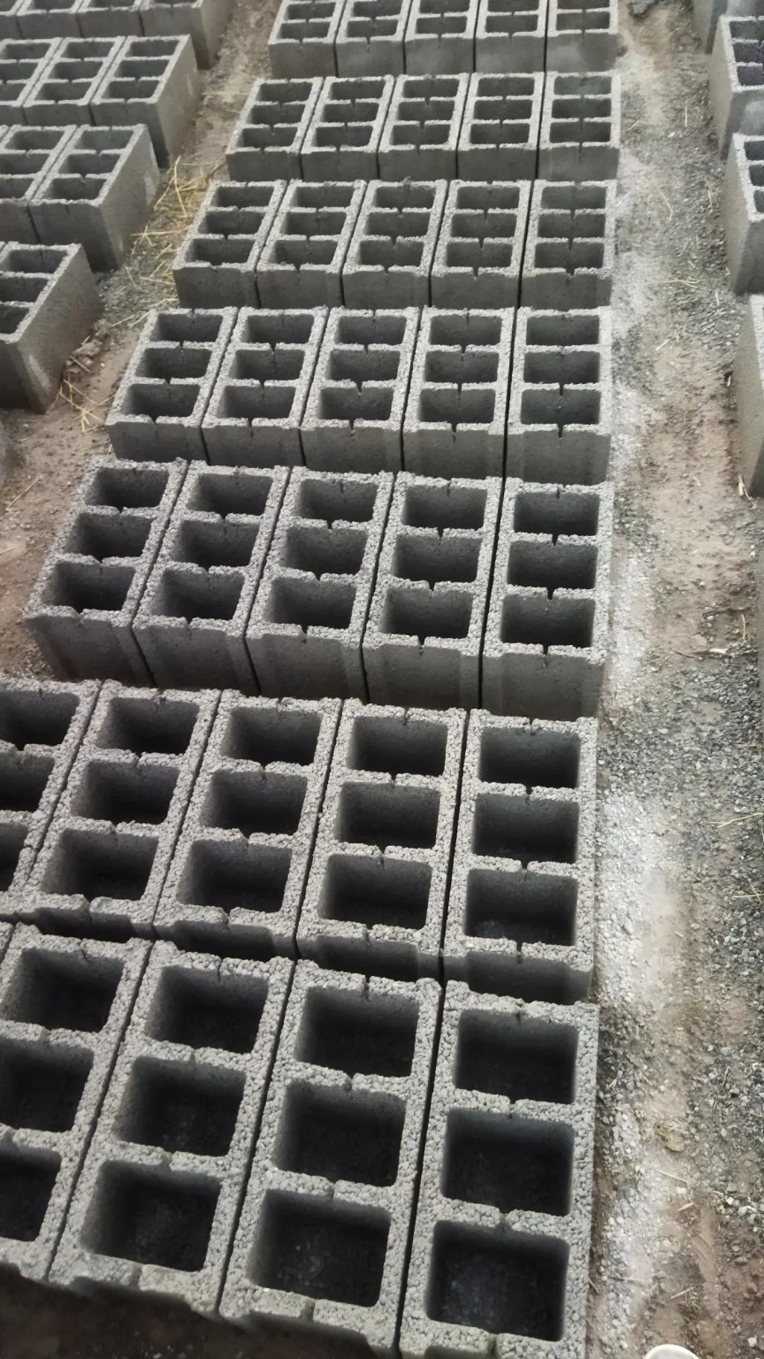بلوکهای سیمانی نزدیک